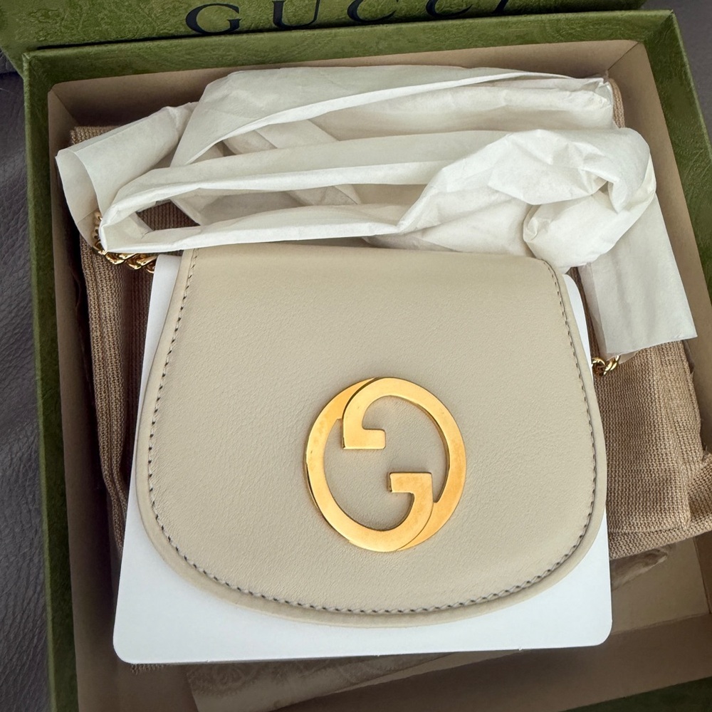 Gucci Blondie Medium Chain Wallet
